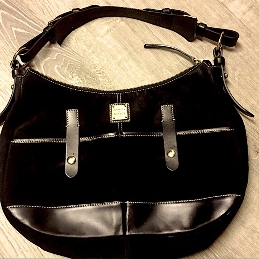 DOONEY & BOURKE BLACK SHOULDER/HOBO BAG